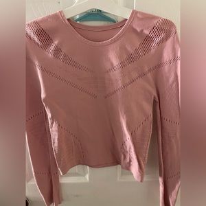 Fabletics work out top in soft pink size S/M
